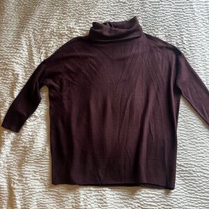 Women's purple Turtleneck Sweater